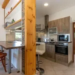 Pet Friendly In *