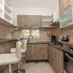 Pet Friendly In * Šmrika