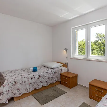Beautiful In With Wifi Holiday home Smrika